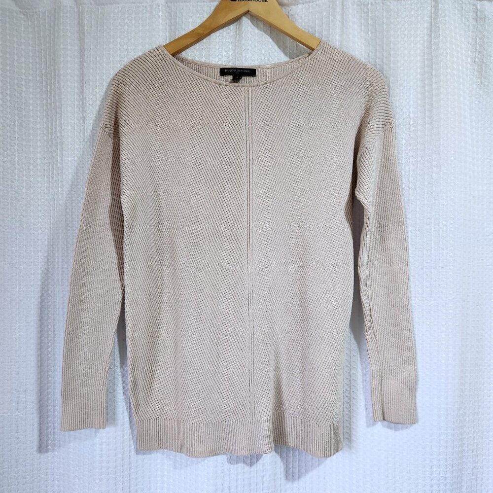 Banana Republic Sweater Women's Small (Fits Larger) Light Pink Knit Crew Neck